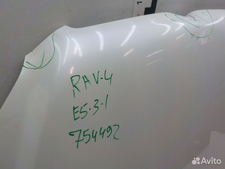 Капот Toyota RAV4