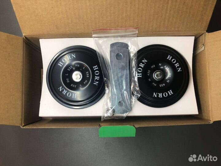 Автомобильный звуковой сигнал