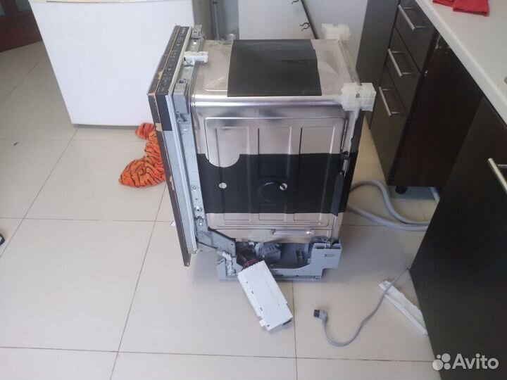 Ремонт стиральных машин и холодильников