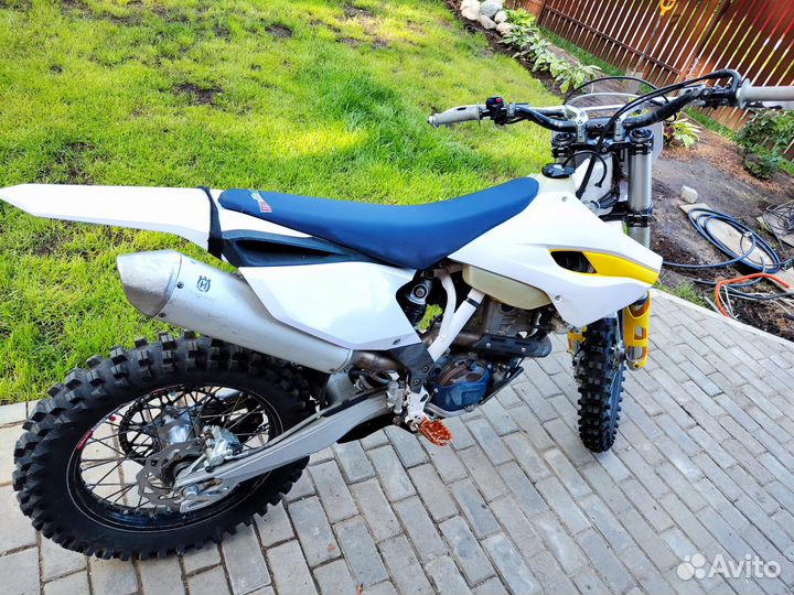 Мотоцикл Husqvаrna FE 350 2015г с птс