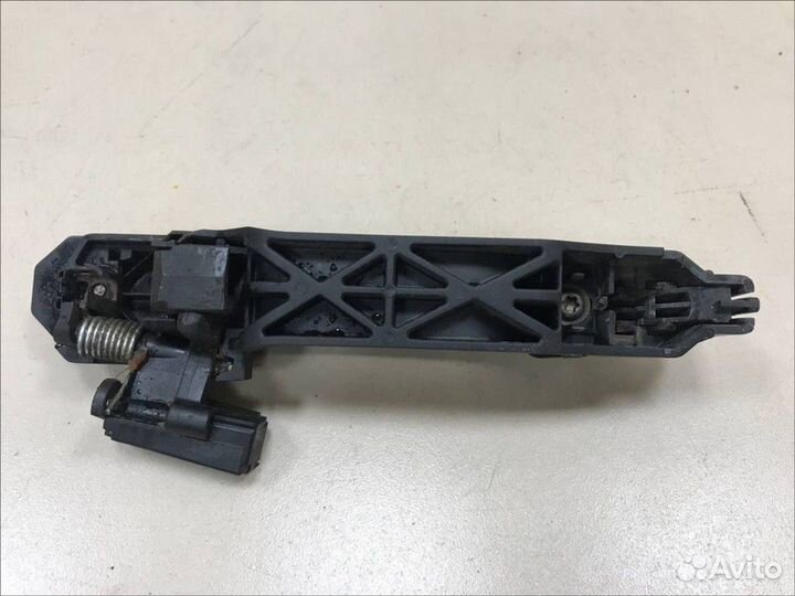 Ручка двери наружная задняя правая Toyota Avensis