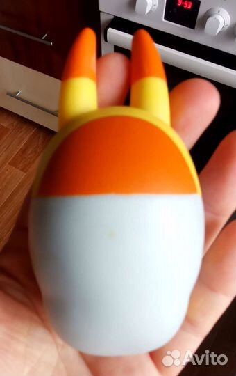 Игрушка из серии Покемон от Макдоналдс)