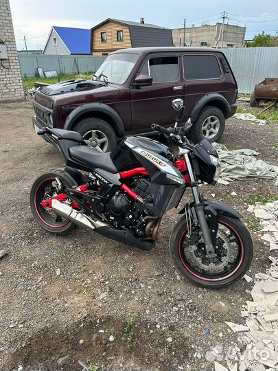 Мотоцикл CFMoto 650NK