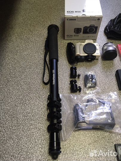 Фотоаппарат (камера, фотокамера) Canon M50