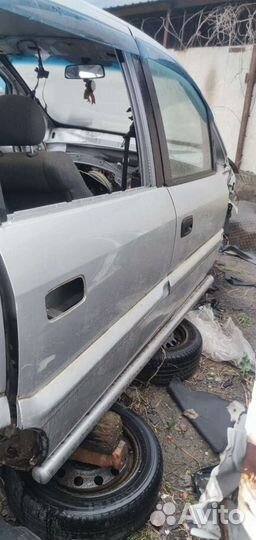 Дверь Opel Zafira A 1988-2004