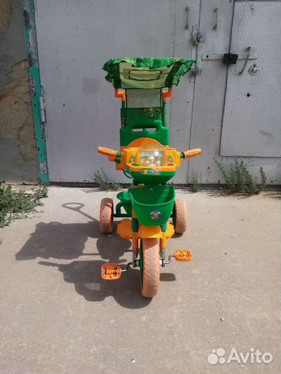 Детский велосипед с ручкой бу