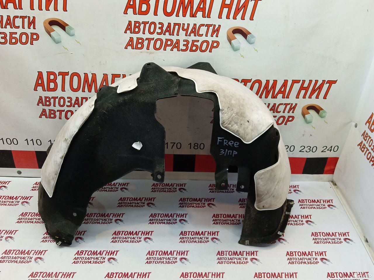 Подкрылок задний правый Воях Фри Вояж Фри