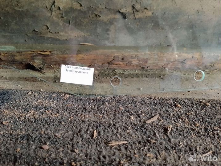 Стекло Двери Передней Mitsubishi Pajero 3