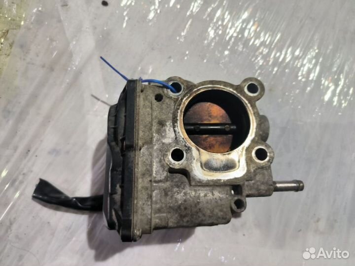 Дроссельная заслонка Nissan Qashqai J10