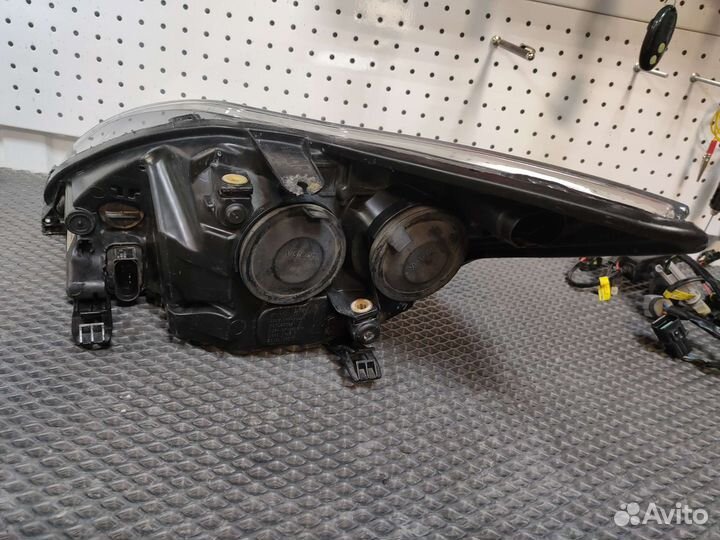 Ford Focus 2 фары