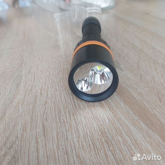 Фонарь для дайвинга