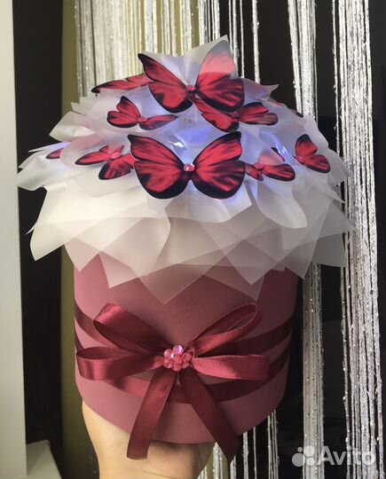 Букет к 1 сентября букет из бабочек светящийся