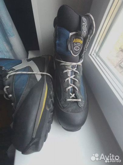 Треккинговые горные ботинки asolo 42р