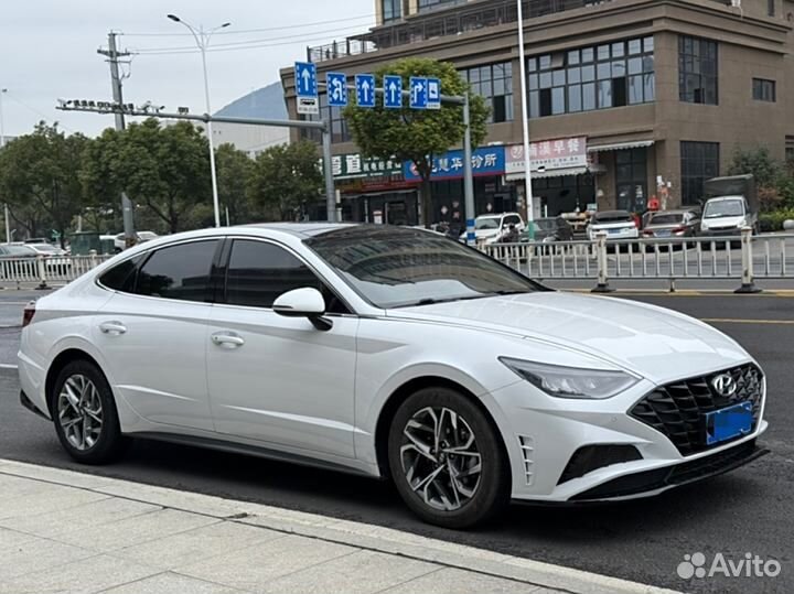 Hyundai Sonata 1.5 AMT, 2021, 28 000 км