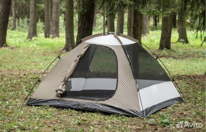 Туристическая палатка 3-местная