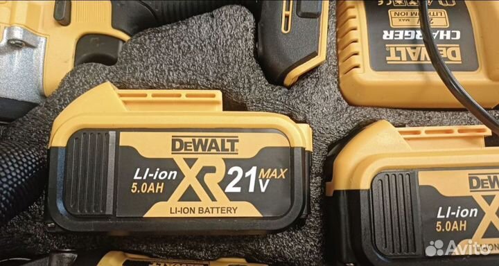 Гайковерт с болгаркой DeWalt