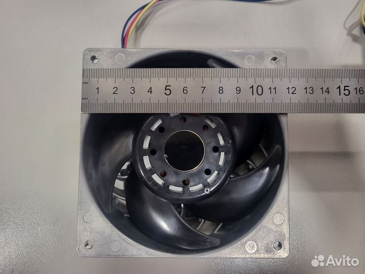 Мощный 100Вт 50V 2A вентилятор Nidec servo 12x12