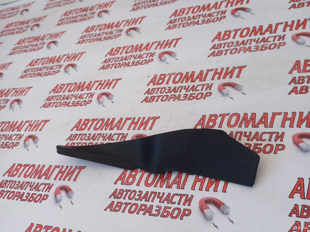 Уголок жабо левый Рено Дастер 2 19 н.в