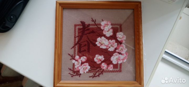 Картина с ручной вышивкой б/у