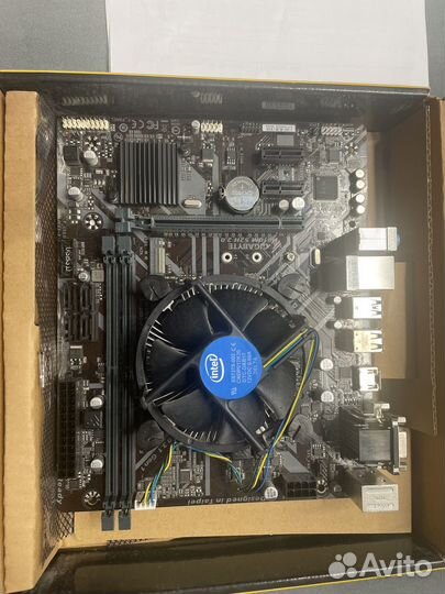 Материнская плата с процессором i3 9100f