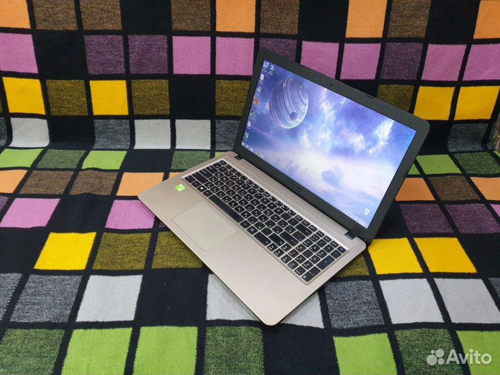 Отличный ноутбук asus X540LJ на i3*