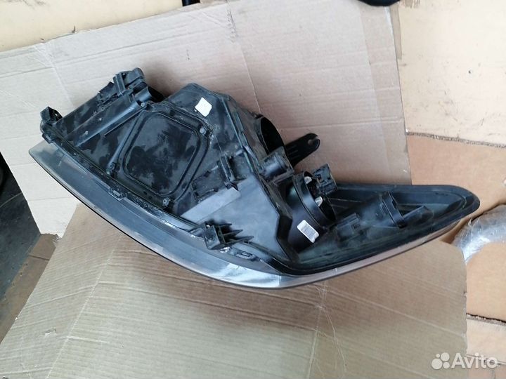 Фара правая черная Форд Фокус 2 рестайл (оригинал)