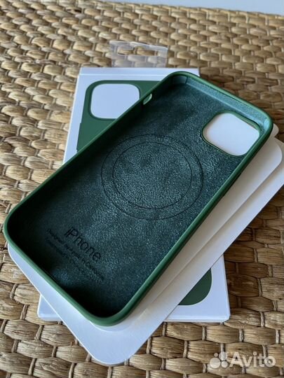 Чехол на iPhone 13 с magsafe