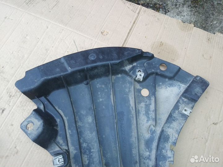 Защита переднего бампера правая Mercedes W222