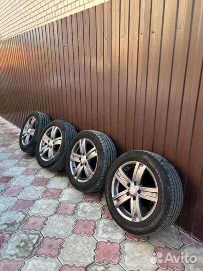 Комплект летних колес r16