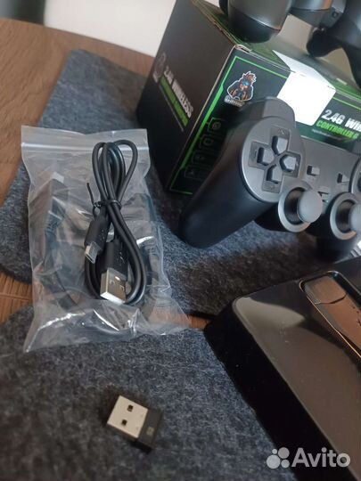 Игровая приставка game stick (Новая)