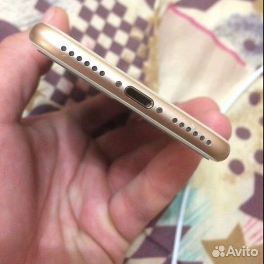 iPhone 8 Plus, 64 ГБ