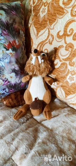 Мягкие игрушки. Белка