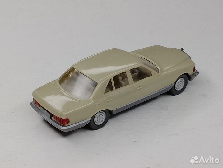 Mercedes Benz 500 SE (W126) 1979-1991