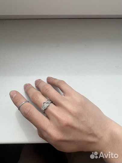 Серебряное кольцо 925 пробы женское
