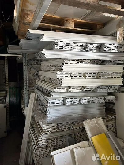 Стеллаж торговый б/у