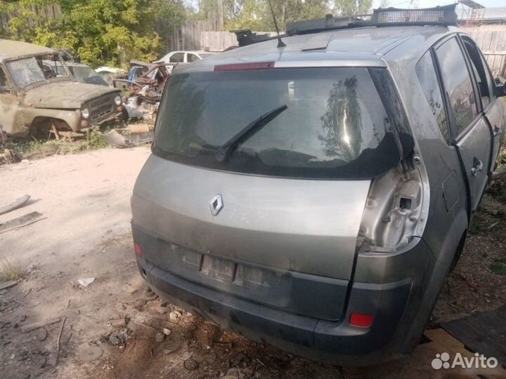 Крышка багажника Renault Scenic 2