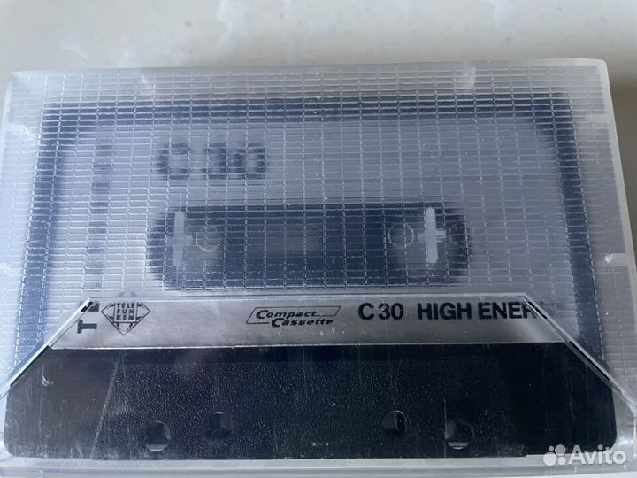 Аудиокассеты denon victor grundig telefunken