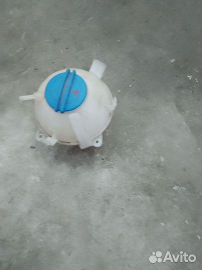 Бачок расширительный для Skoda Yeti 2012