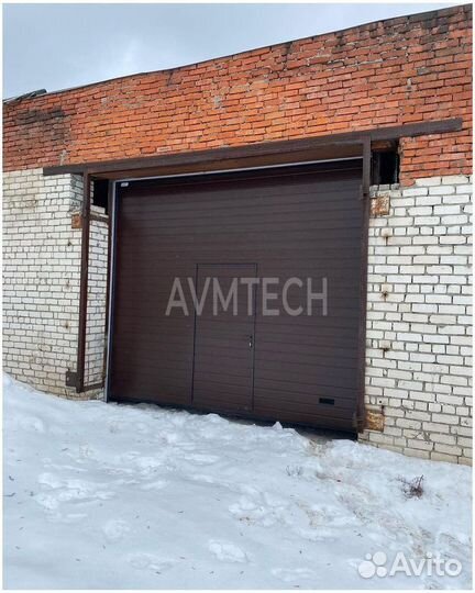 Секционные ворота для гаража