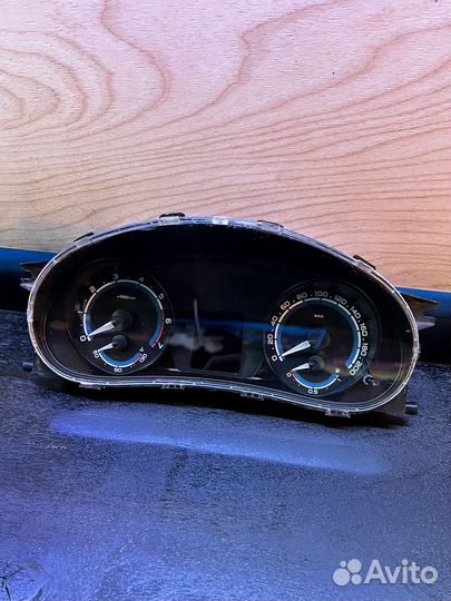 Приборная панель ваз 2170-72 LADA Priora 2