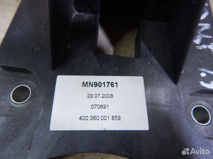 Кулиса кпп робот Mitsubishi Colt