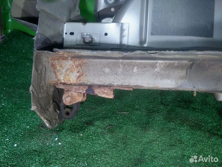 Заднее левое крыло четверть Skoda Fabia 1 2005