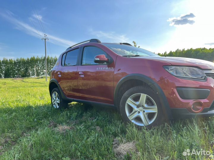 Renault Sandero Stepway 1.6 МТ, 2015, 95 000 км