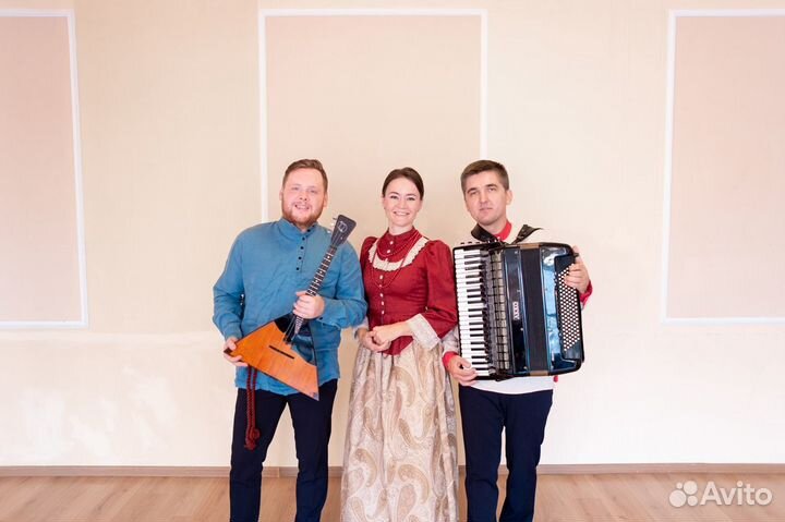 Музыканты на праздник Балалаечник и Аккордеонист