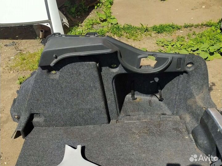 Обшивки багажника skoda superb 2008 г