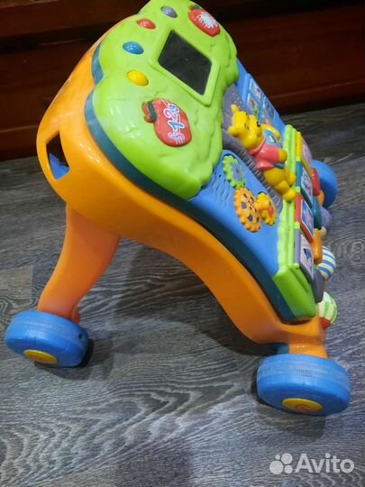 Игровой столик на колесах