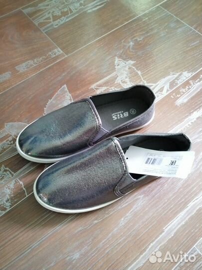 Кеды для девочки новые