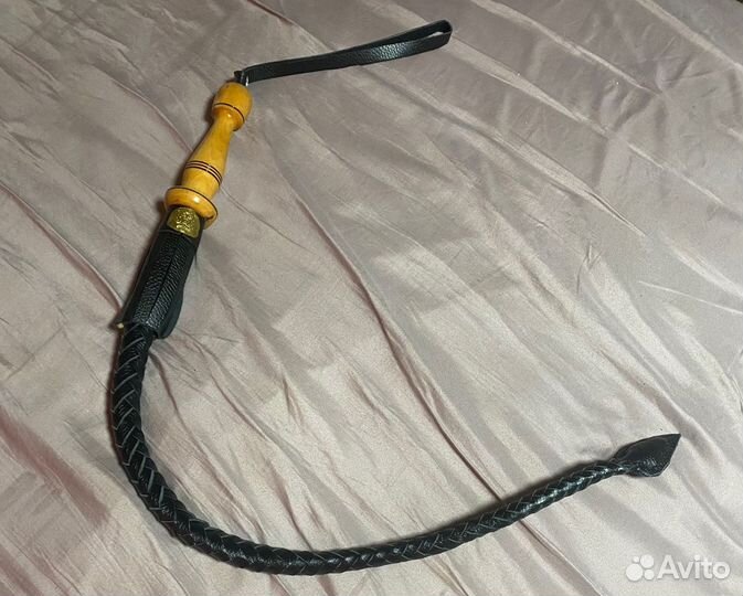 Нагайка казачья черная с деревянной ручкой 85 см