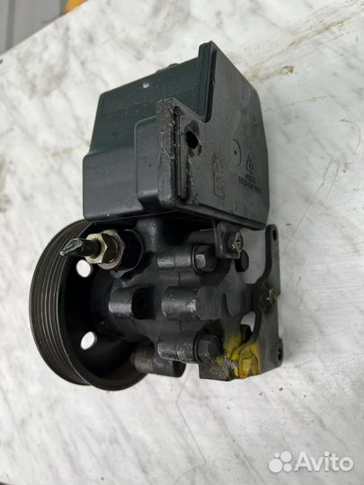 Насос гур Ssang Yong