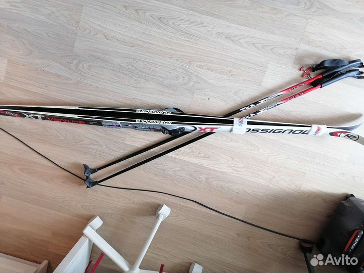 Лыжные ботинки 37 размер, лыжи и палки